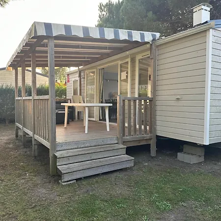 Camping Mobil Les Charmettes 6 Personnes Les Mathes